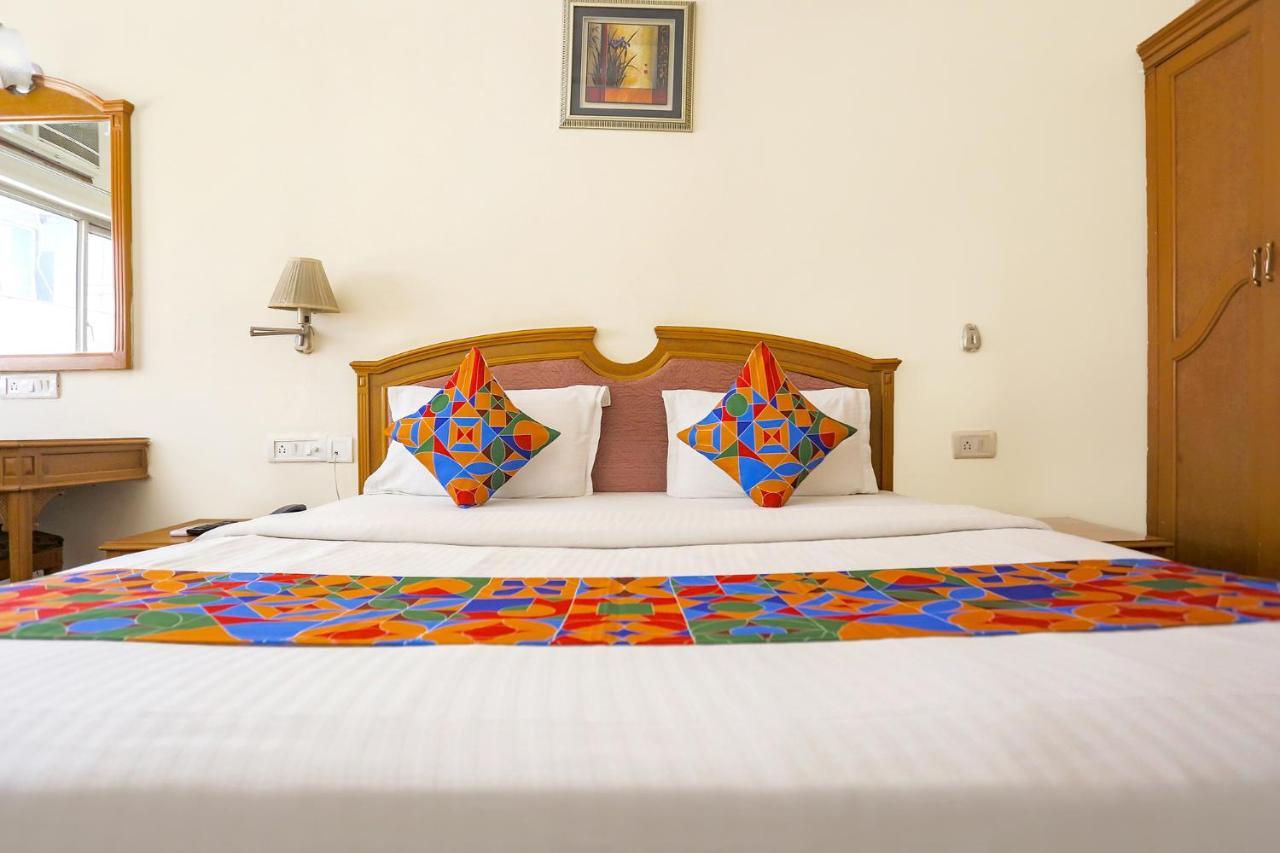 Fabhotel Altus Gurgáon Kültér fotó